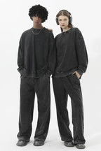 350GSM Snow Washed Crewneck Sweatshirt Midweight - Black - Model View