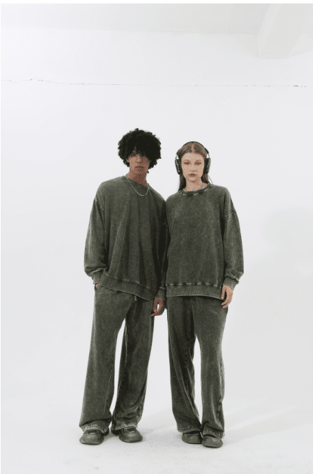 350GSM Snow Washed Crewneck Sweatshirt Midweight - Deep Slate Green - Model View