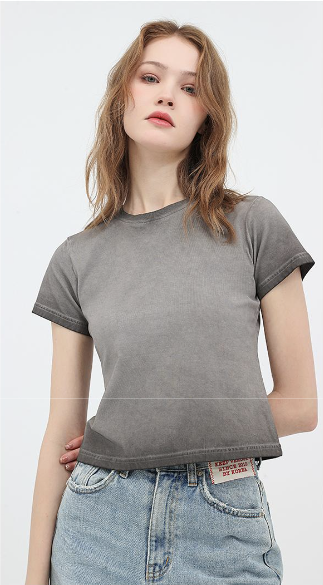 240GSM Women Ombre Washed Cropped Tee - Gray - Model View