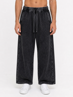 350GSM Heavyweight Snow Washed Straight-Leg Sweatpants - Black - Model View
