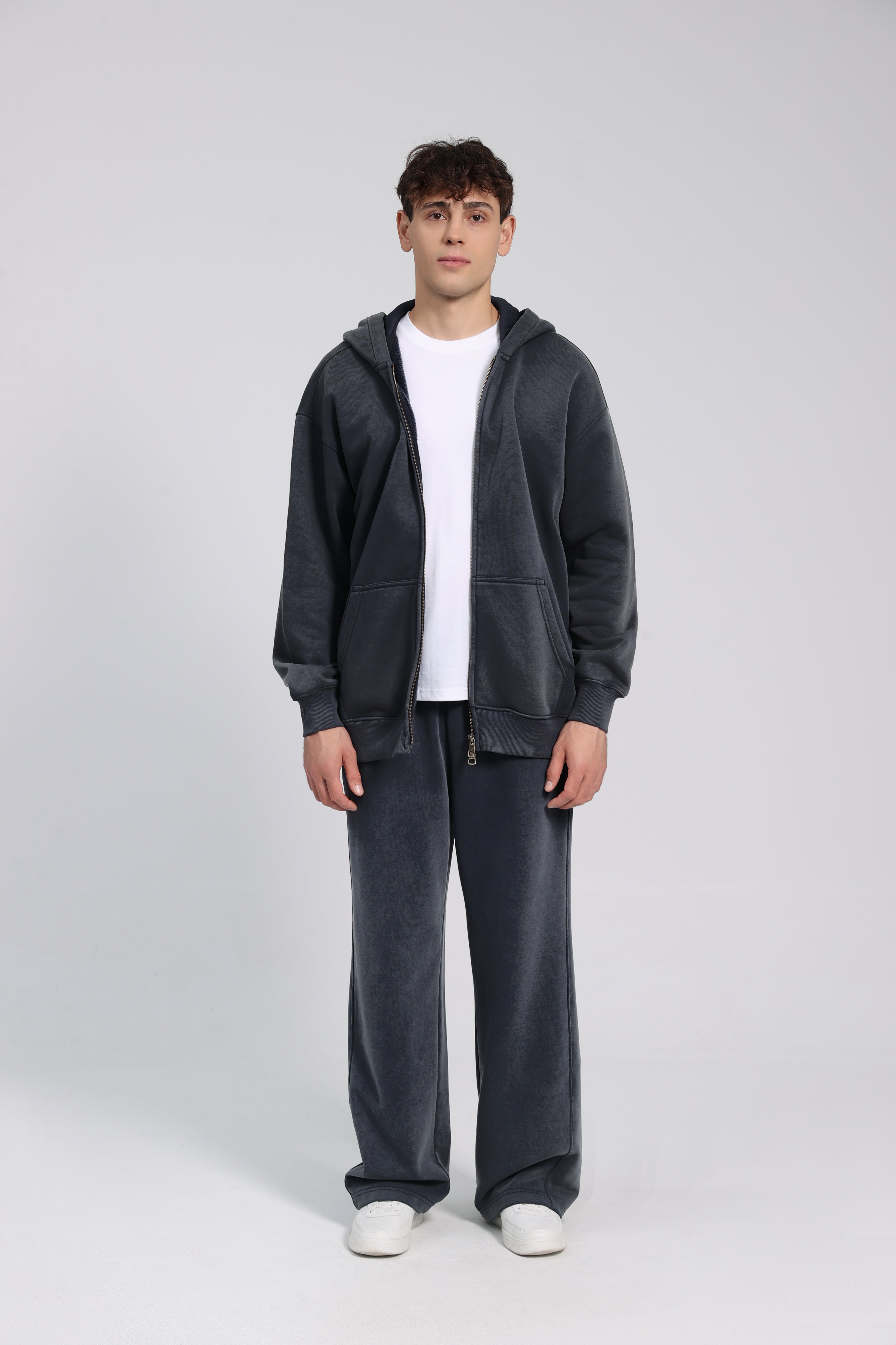 380GSM Zip Up Fleece Hoodie - Gray - Model Shot