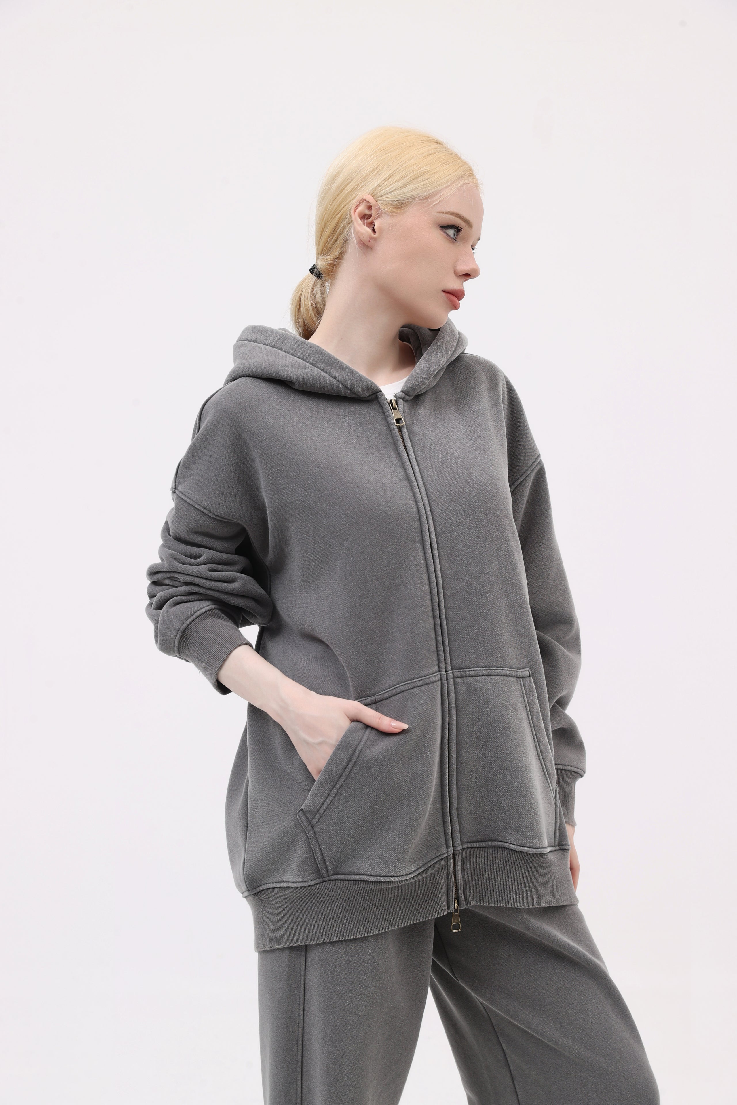 380GSM Zip Up Fleece Snow Washed Hoodie - Gray - Model View