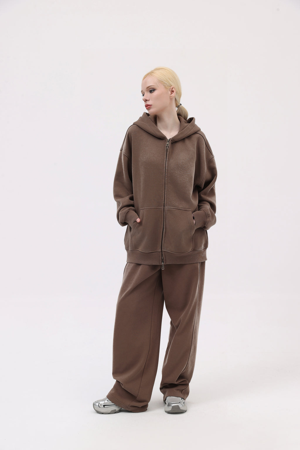 380GSM Zip Up Fleece Hoodie - Brown - Model Shot