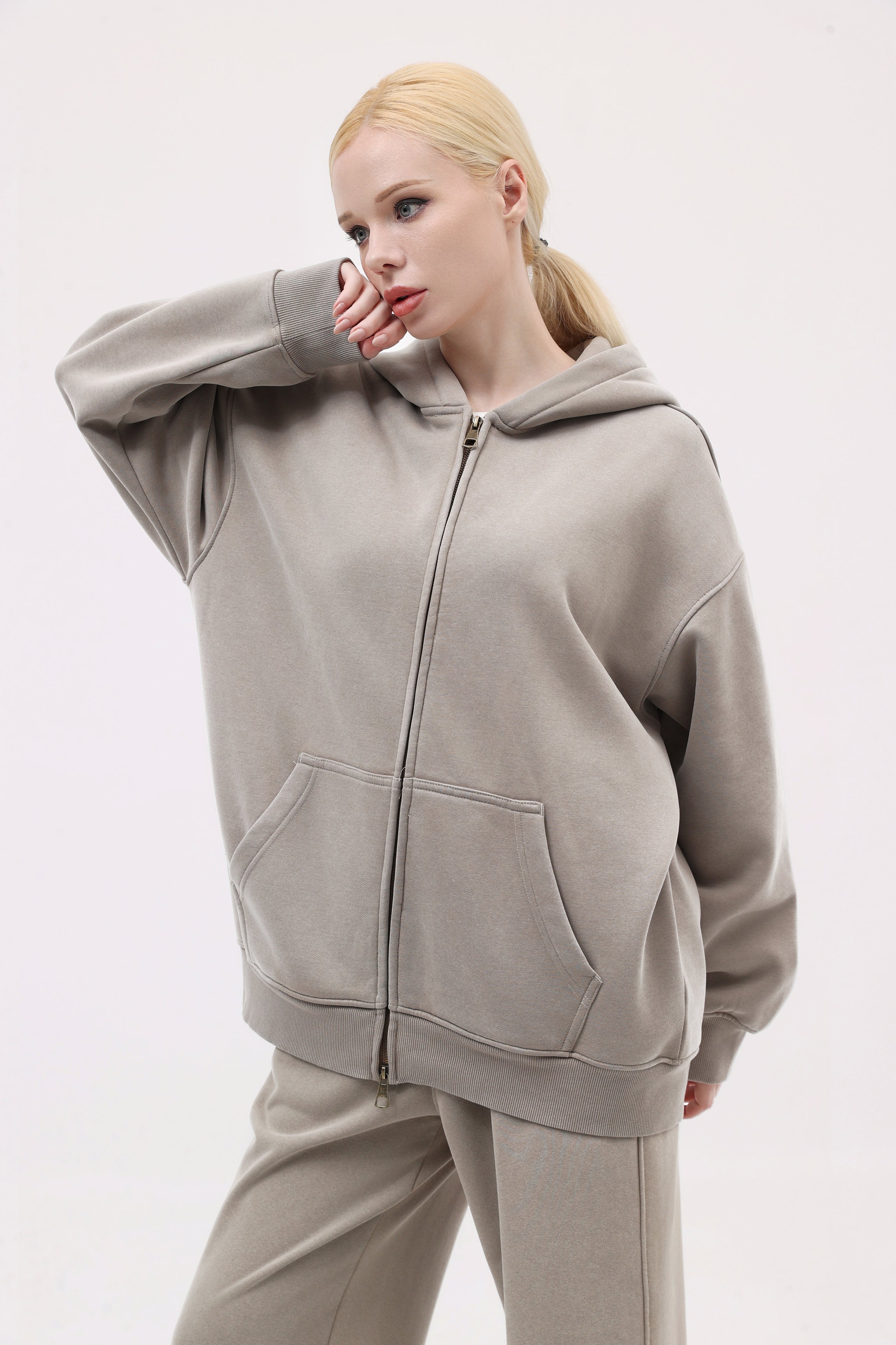 380GSM Zip Up Fleece Snow Washed Hoodie - Light Gray - Model View
