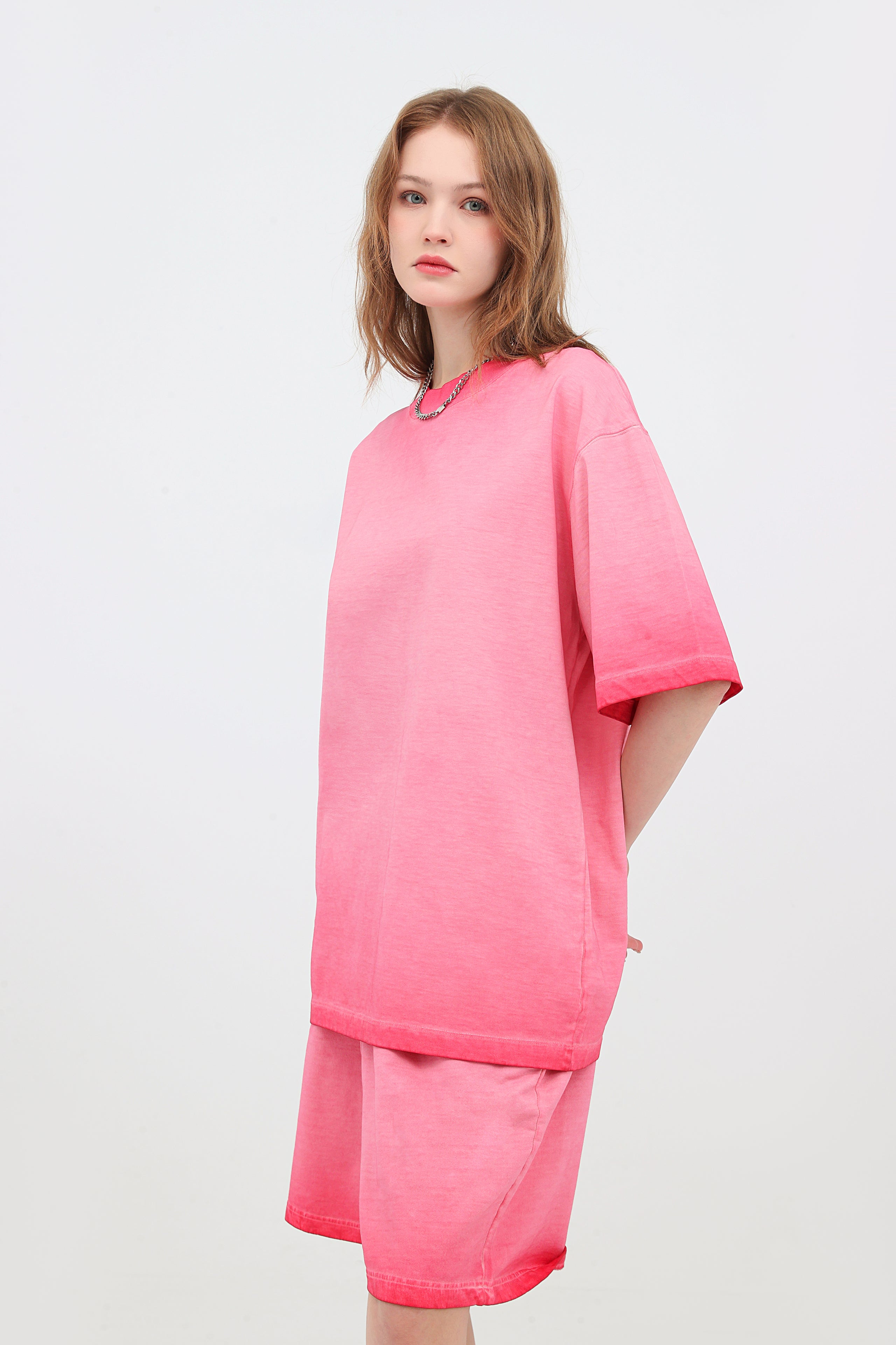 230GSM Ombre Washed Tee - Pink - Model View