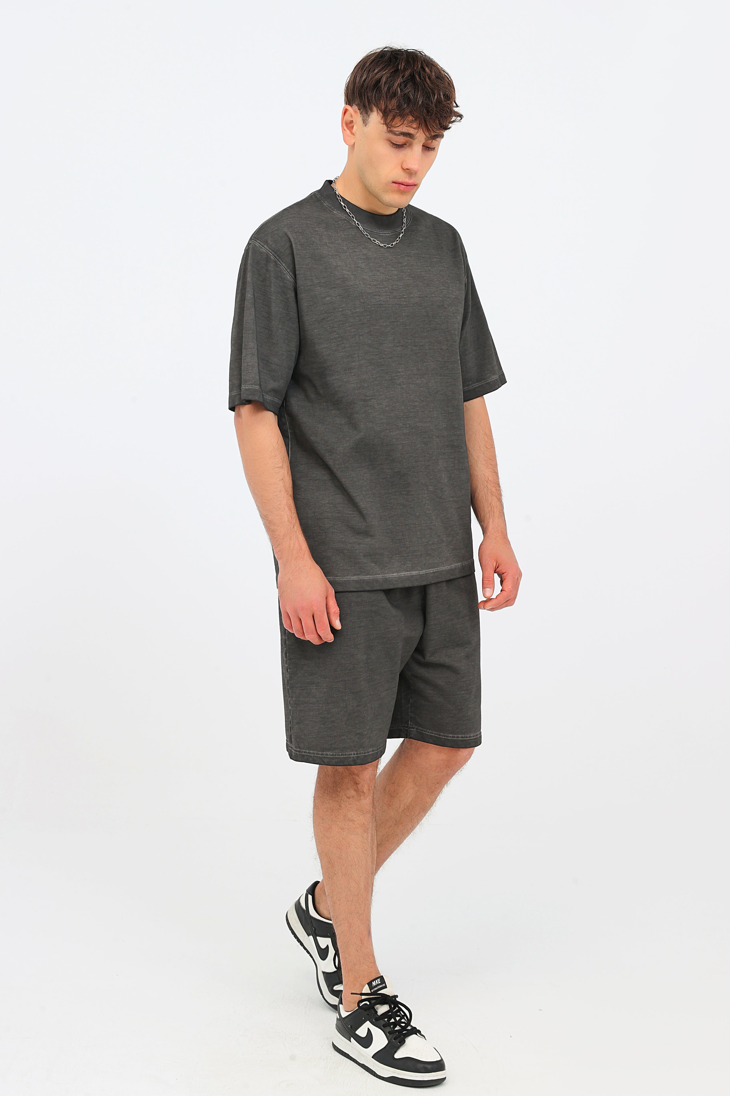 230GSM Ombre Washed Tee - Black - Model View