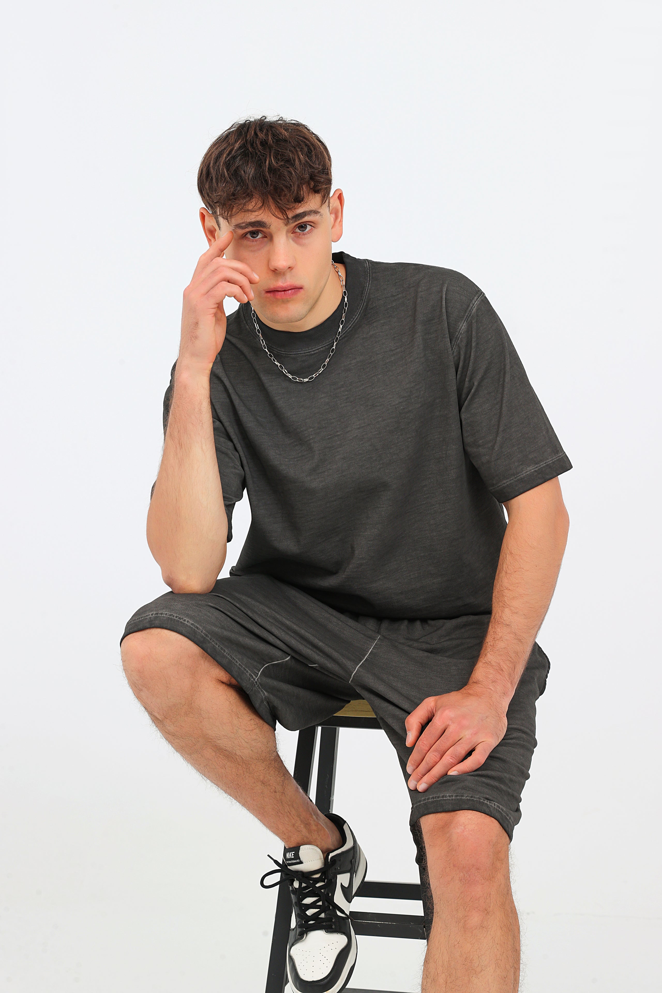 230GSM Ombre Washed Tee - Black - Model View