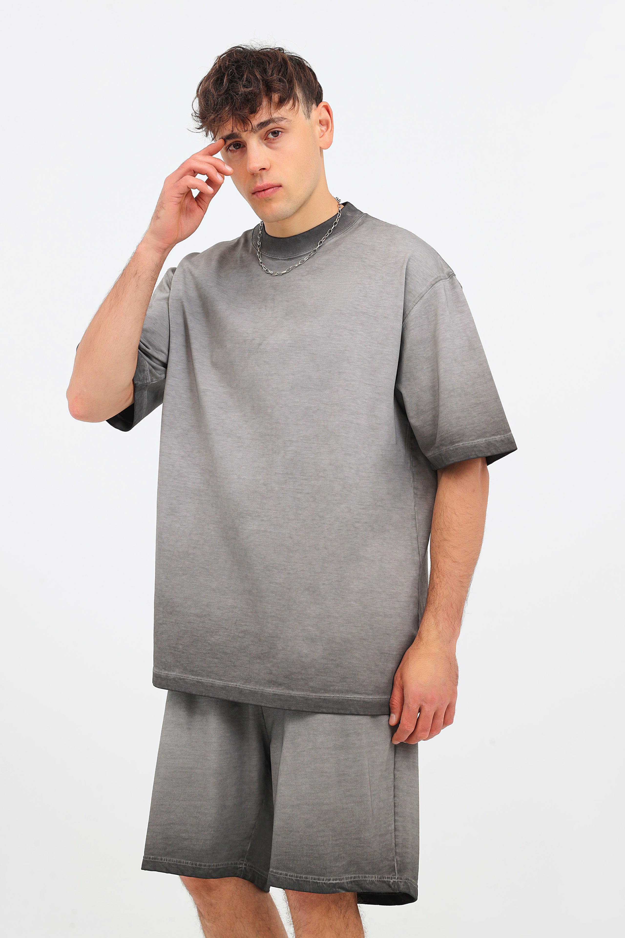 230GSM Ombre Washed Tee - Gray - Model View