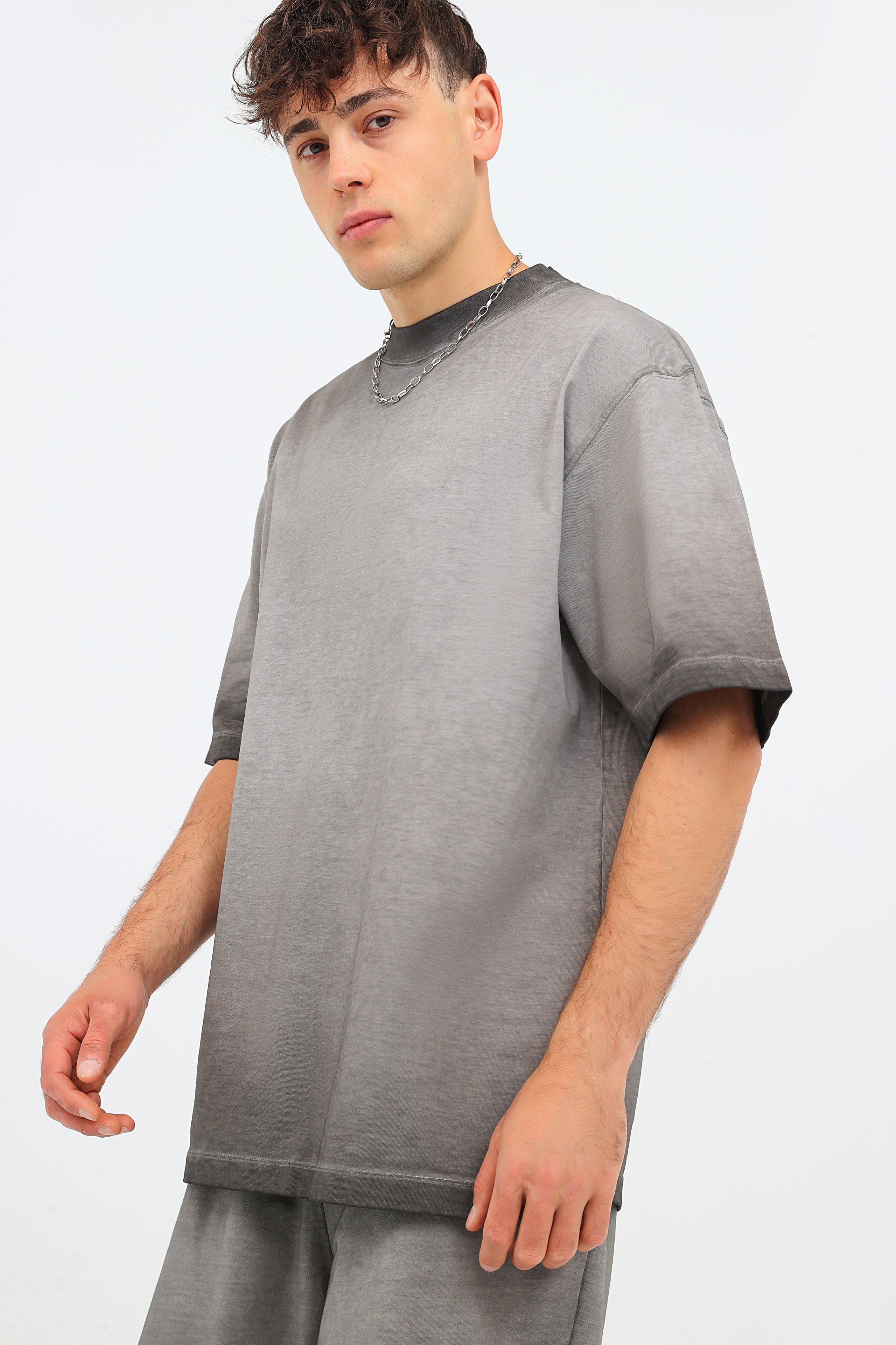 230GSM Ombre Washed Tee - Gray - Model View